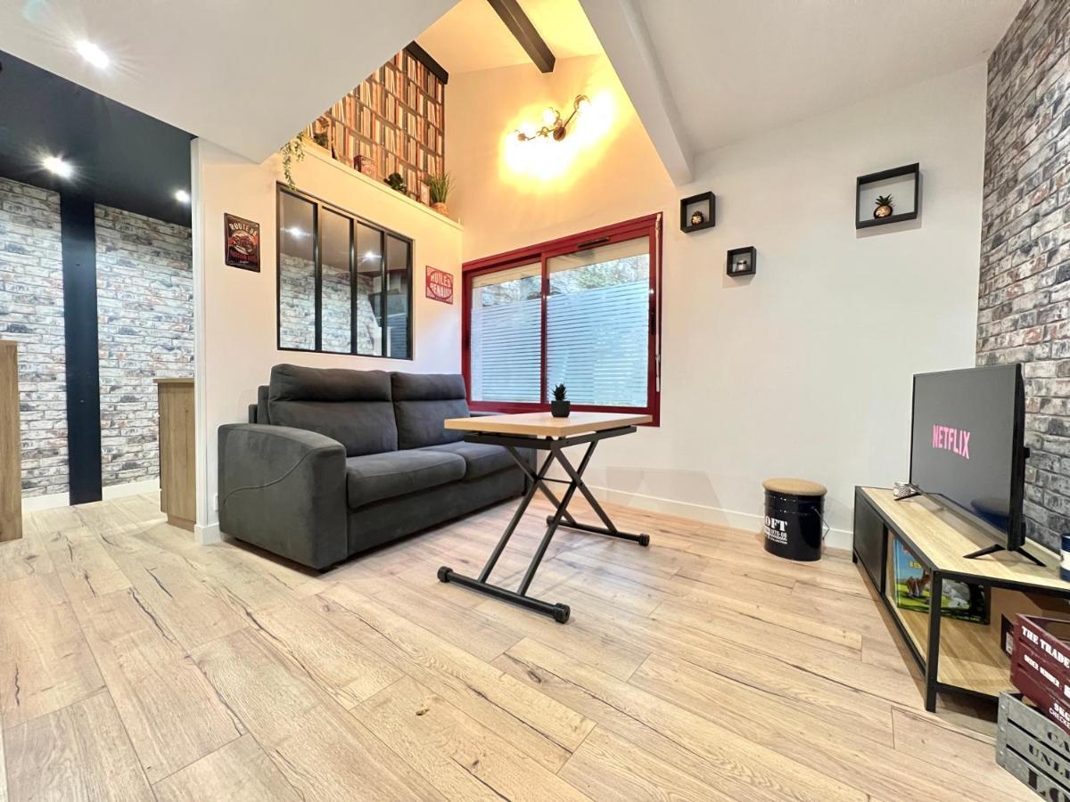 Villa Le Loft ~ A 4 Min De La Gare, Fibre + Parking Prive à Poitiers Extérieur photo